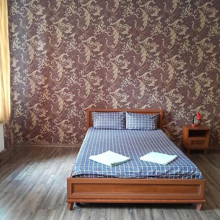 Apartments In Center Vinnytsia Ngoại thất bức ảnh