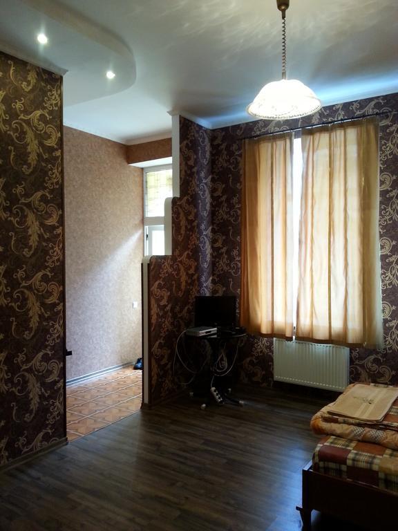 Apartments In Center Vinnytsia Ngoại thất bức ảnh
